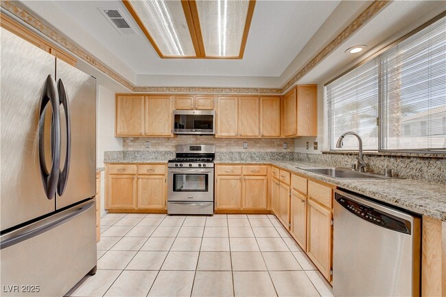 Building Photo - 8621 Sierra Cima Ln