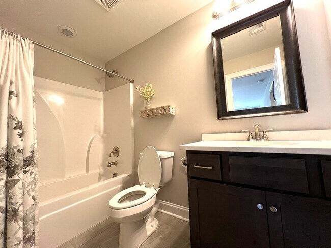 Building Photo - Available July 1, 2026!