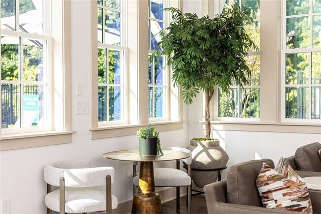 Building Photo - 3373 Fence Rd