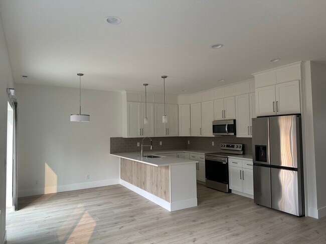 Building Photo - 3135 N Fruitland Ln