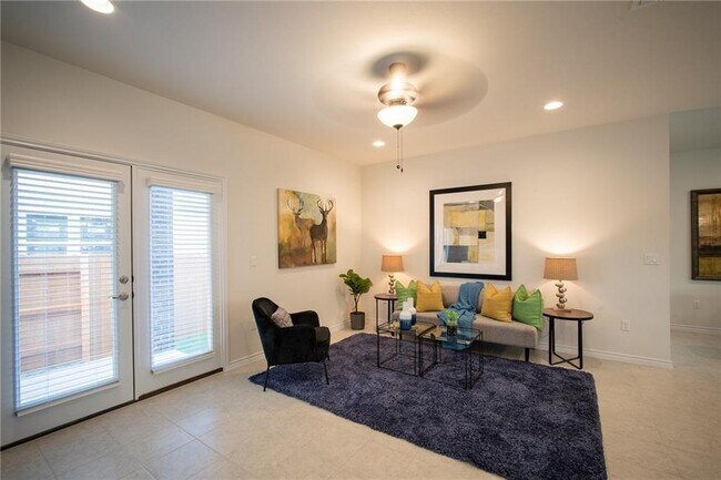 Building Photo - 9109 Looksee Ln