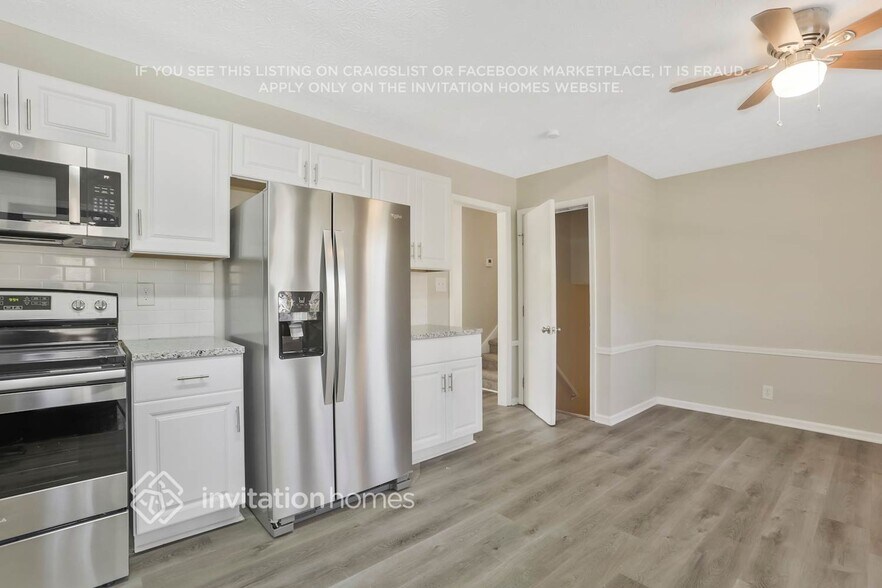 Building Photo - 5370 Zachary Dr