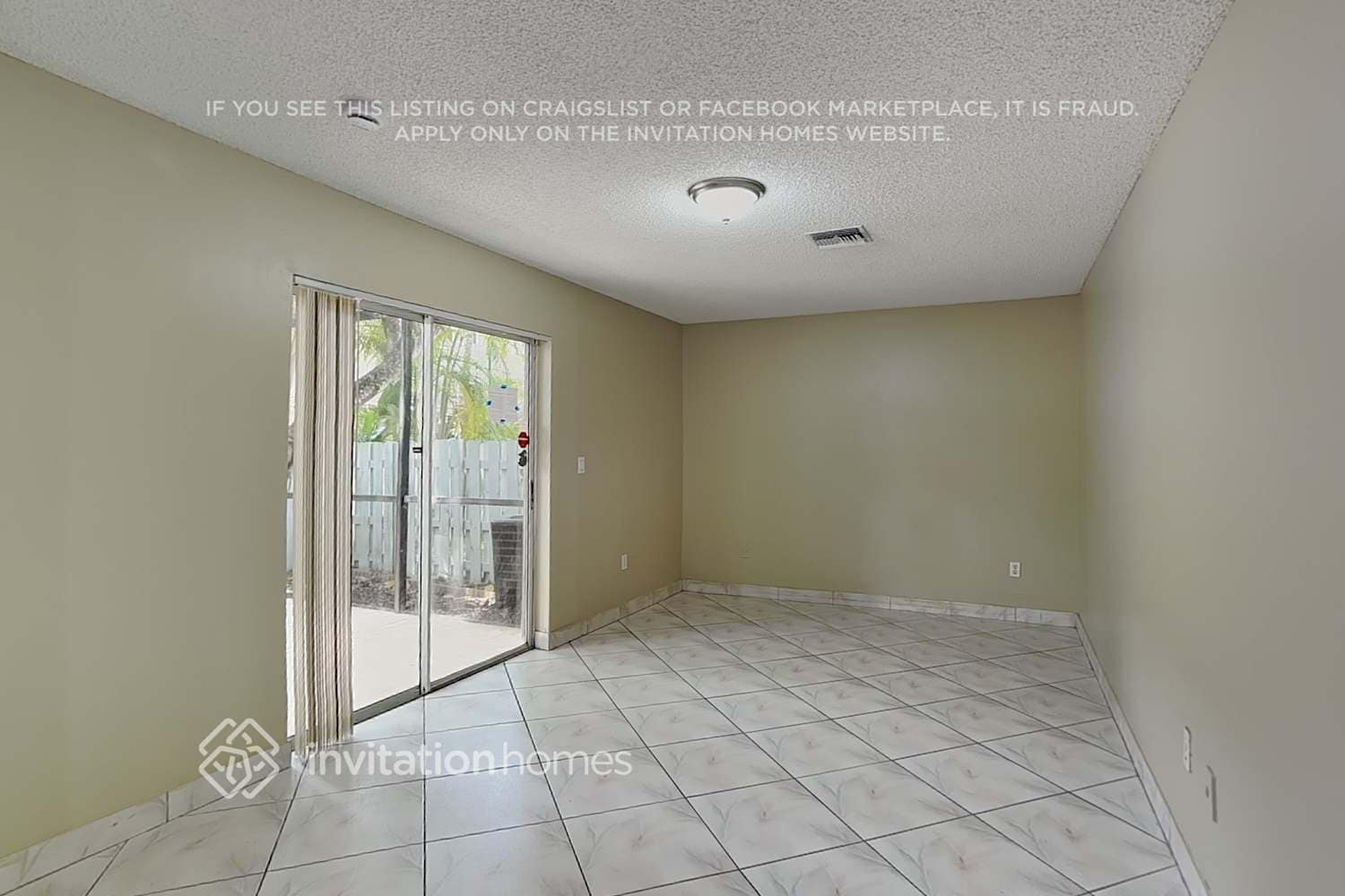 Building Photo - 831 NW 98th Ave