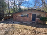 Building Photo - **ON HOLD**3 Bedroom / 1.5 Bathroom Home for Rent in Columbus, GA***
