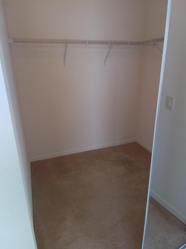 Building Photo - 9834 SW Eastbrook Cir