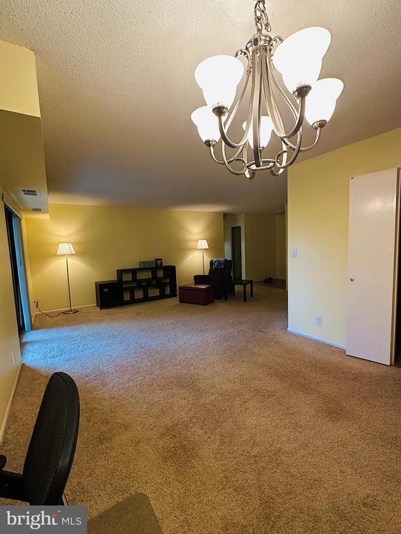 Building Photo - 8370 Greensboro Dr