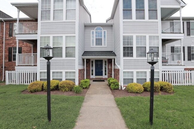 Building Photo - 10213 Wolfe Manor Ct