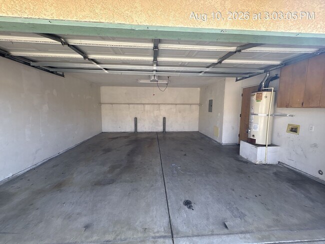 Building Photo - 975 N Lynora St