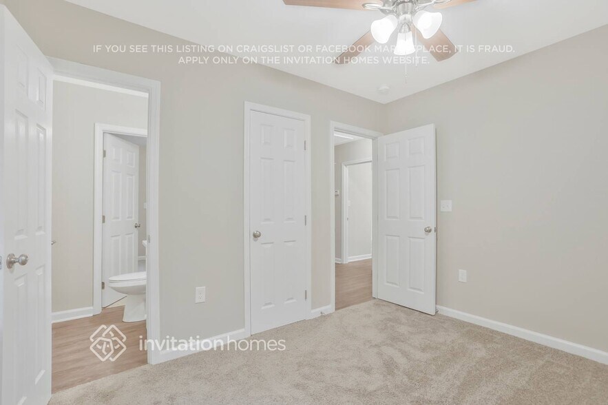 Building Photo - 2145 Green Forrest Dr