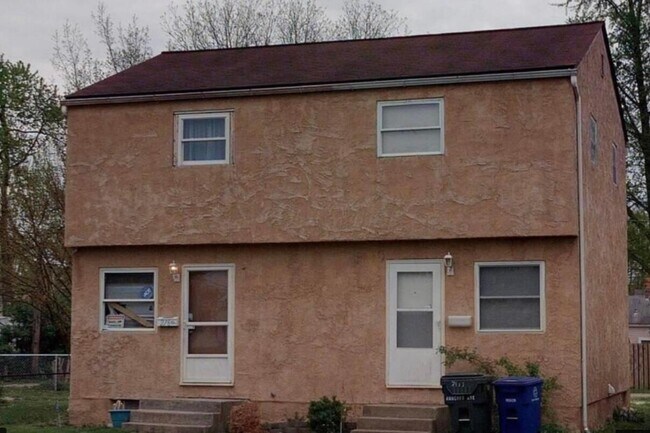 Primary Photo - 2171 Amherst Ave
