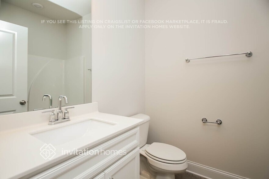 Building Photo - 420 Leyland Crossing