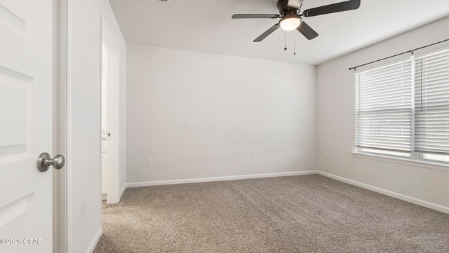 Building Photo - 5020 Rivergrass Dr