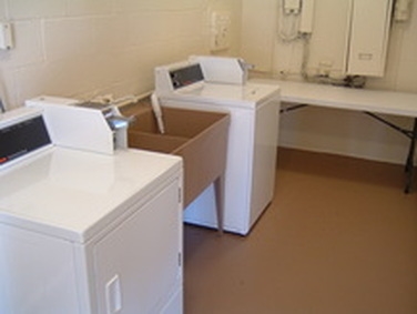 Laundry Room - Silverstone Apartments