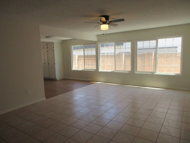 Building Photo - Duggan Property Management, Inc presents, Gorgeous home in Porter Ranch On Braemore Rd.