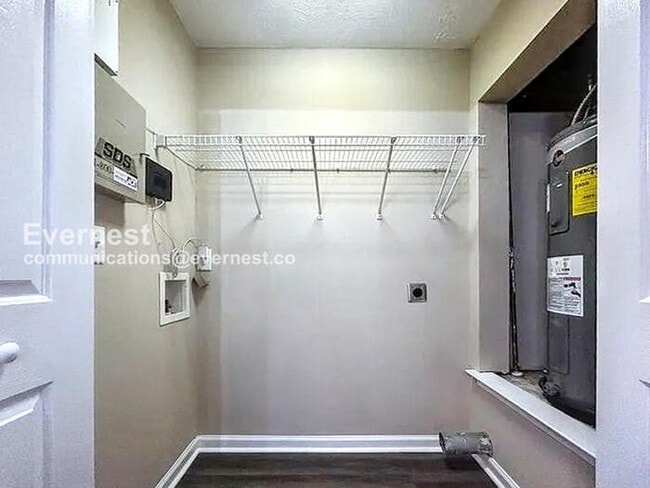 Building Photo - 5170 Hickory Hollow Pkwy