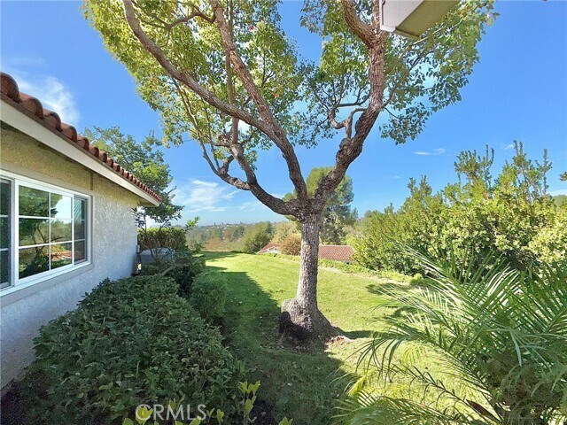 Building Photo - 23611 Vía Storni