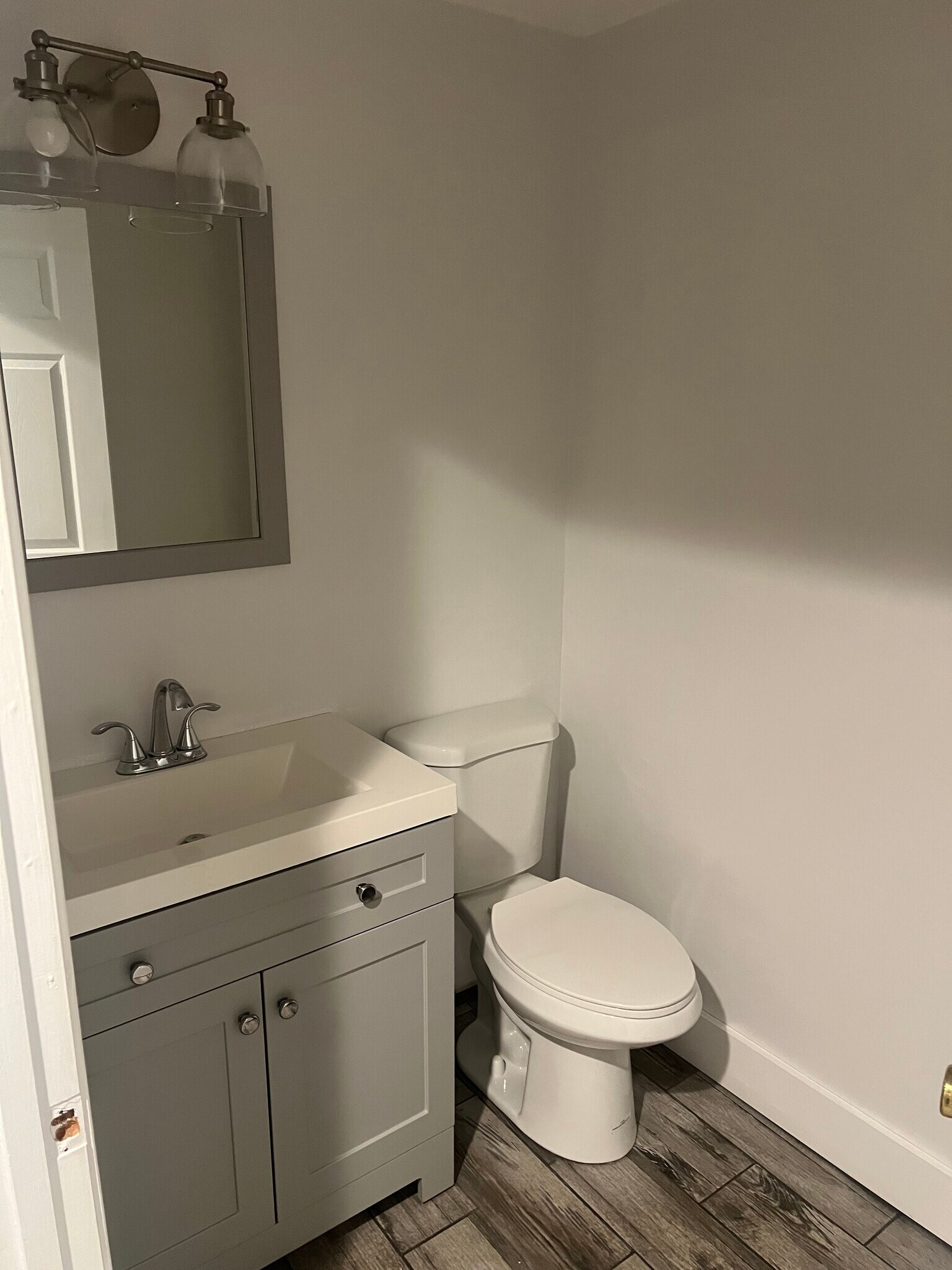 Basement bathroom - 355 Capetowne Rd