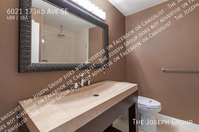 Building Photo - 6021 173rd Ave SE