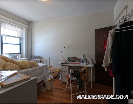 Building Photo - 17-19 Washington St.