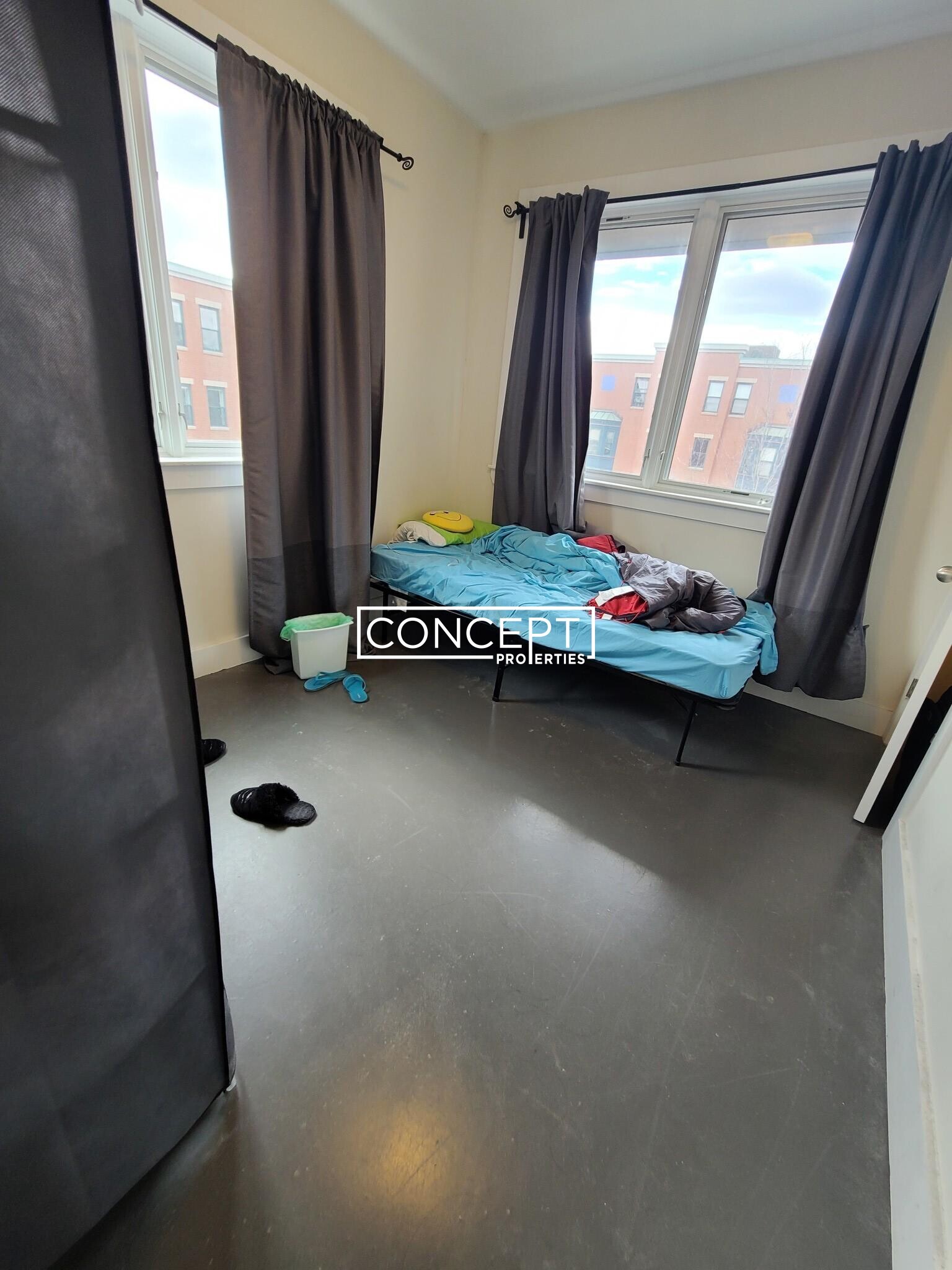 Building Photo - 659 Massachusetts Ave