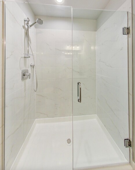 Building Photo - 301 W Division St