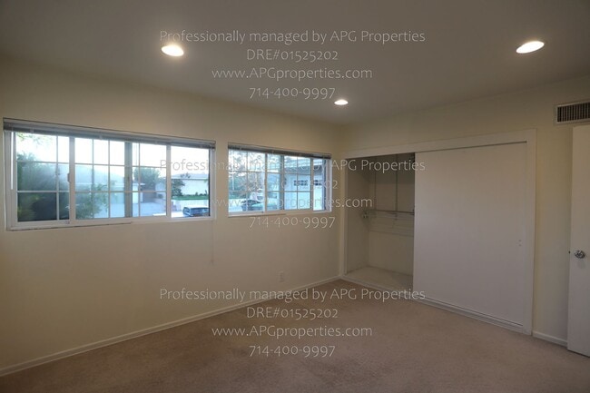 Building Photo - 1041 Brightwood St