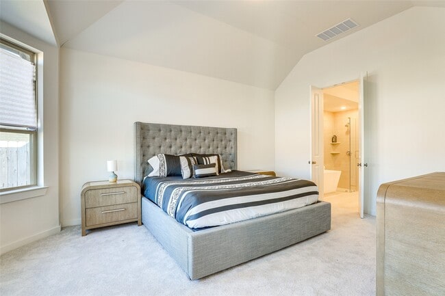 Building Photo - 27118 Berry Bright Dr