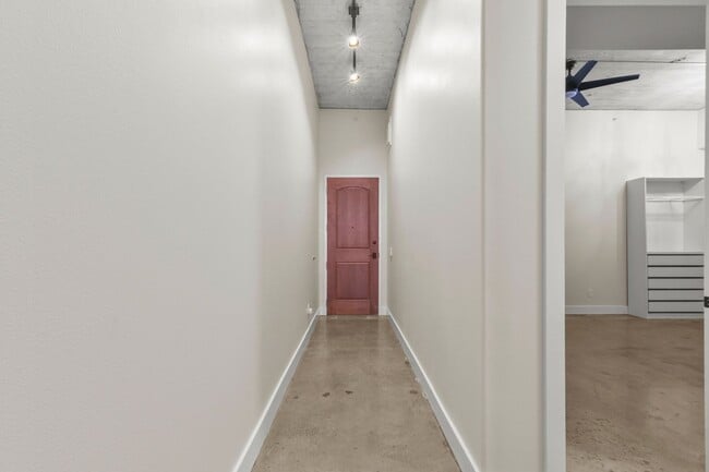 Building Photo - Modern Industrial Loft in the Heart of EADO!
