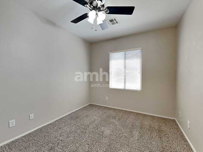 Building Photo - 4616 S Emery