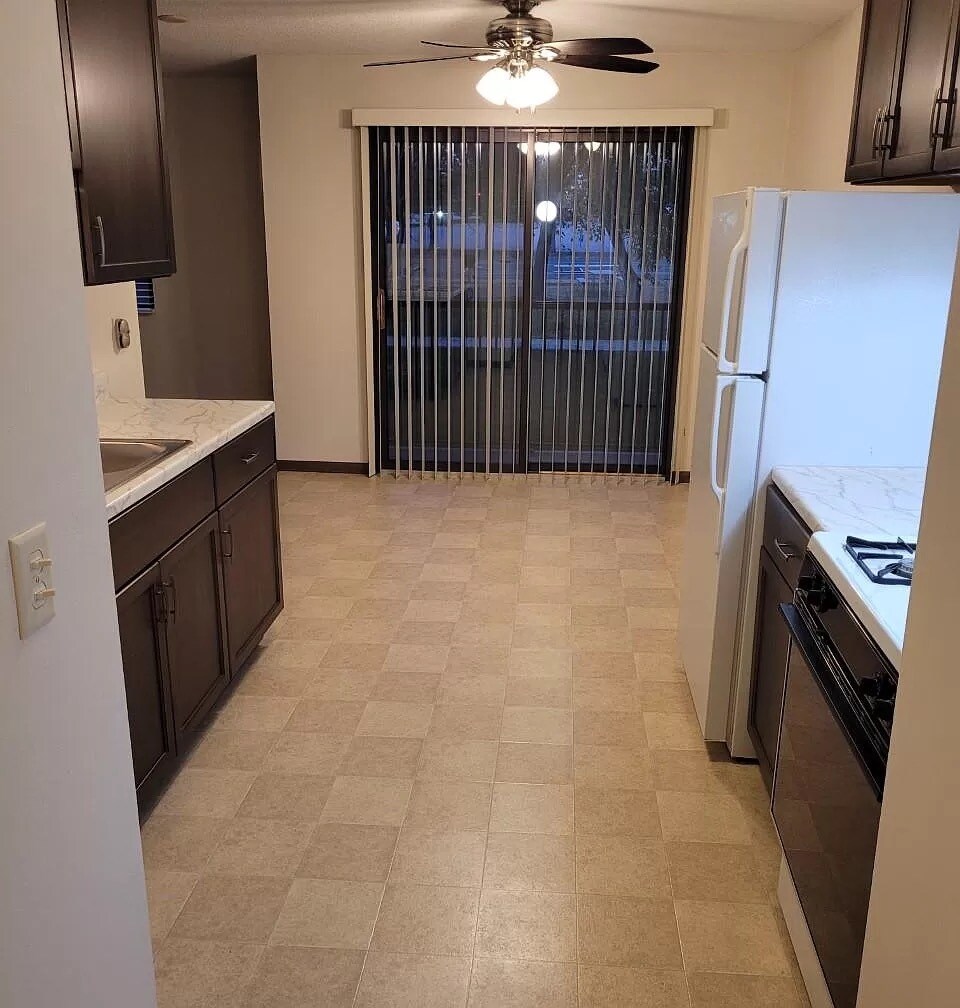 Building Photo - 4101 Parklawn Ave