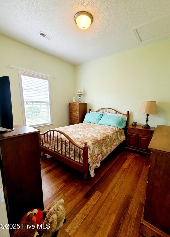 Building Photo - 146 Tylers Cove Way