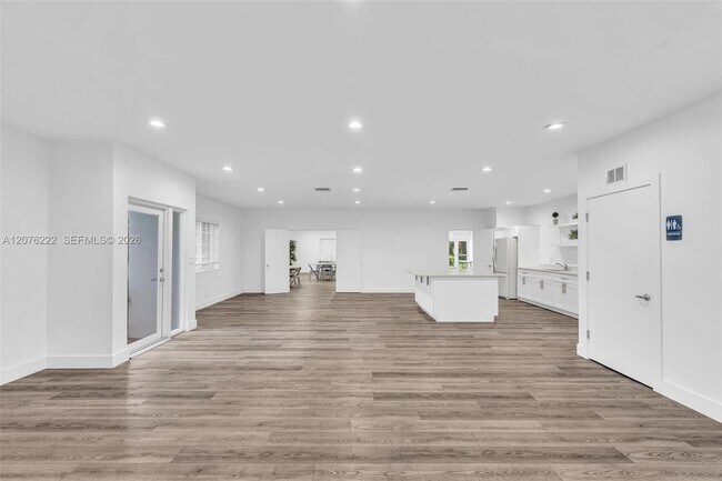 Building Photo - 101 SW 75th Ave