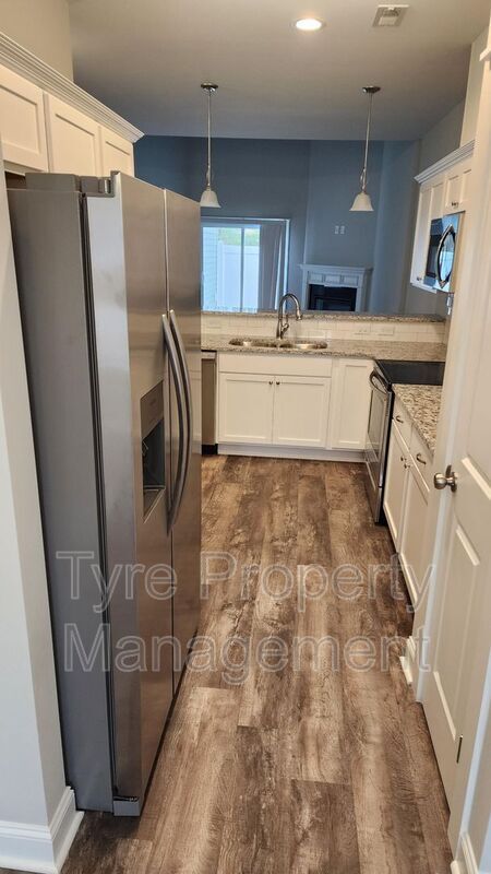 Building Photo - 1815 Fox Den Way