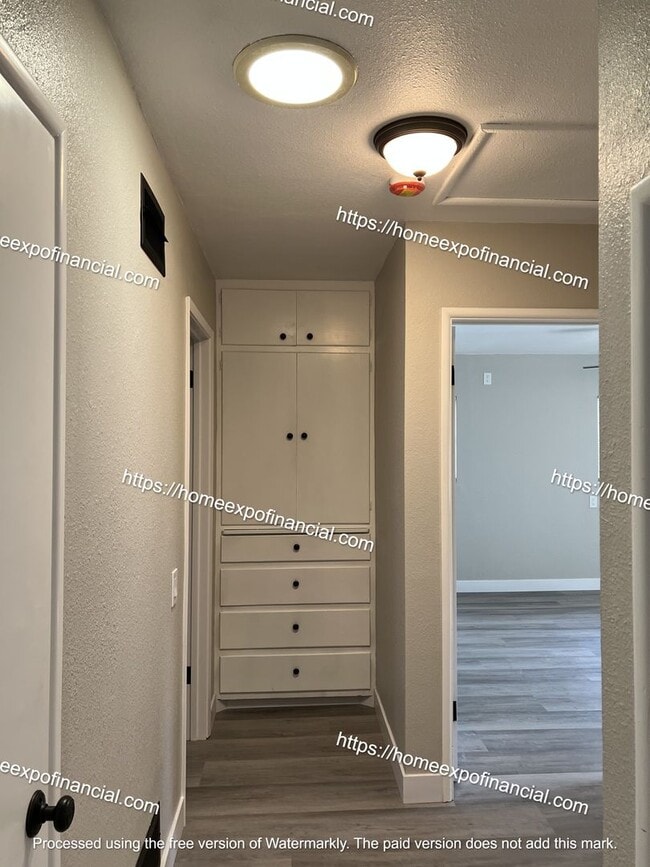 Building Photo - Nice Home For Rent