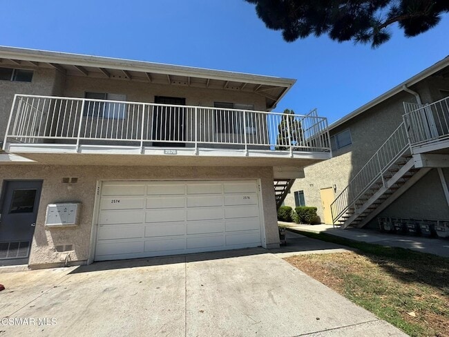 Building Photo - 2576 Sextant Ave