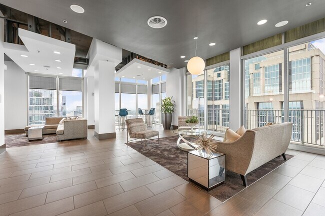 Building Photo - 415 Church St