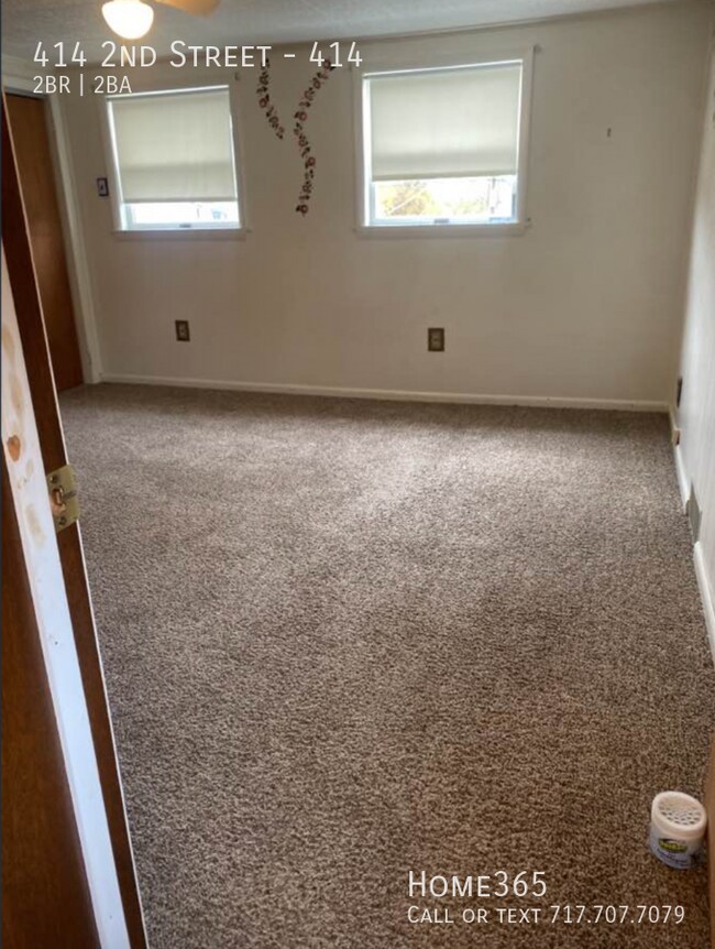 Building Photo - Charming 2 Bedroom Home!