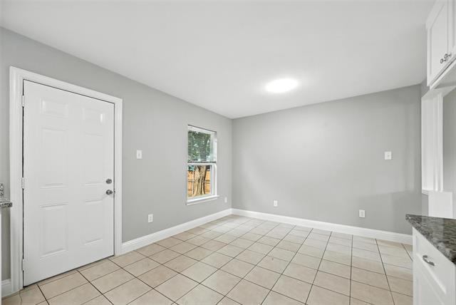 Building Photo - 6520 Lovett Ave
