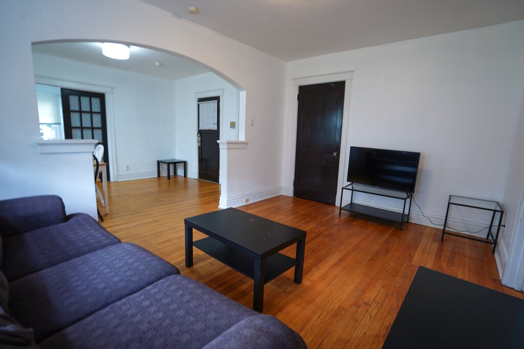 Building Photo - 750 Leland Ave