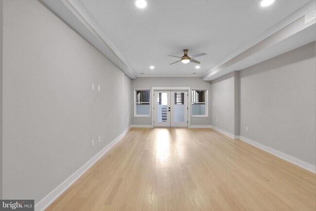 Building Photo - 1329 Irving St NW