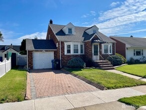 Building Photo - 326 Desota Ave