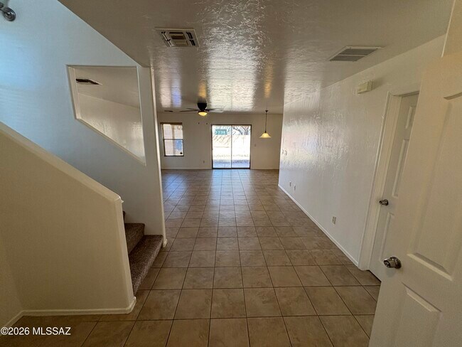 Building Photo - 770 W Firehawk Dr