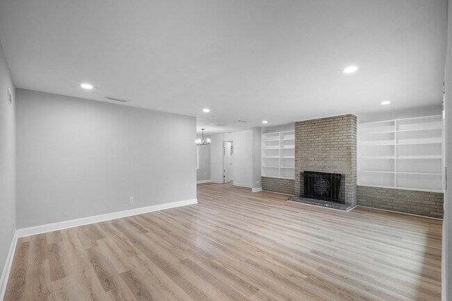 Building Photo - 1417 NW 17th St