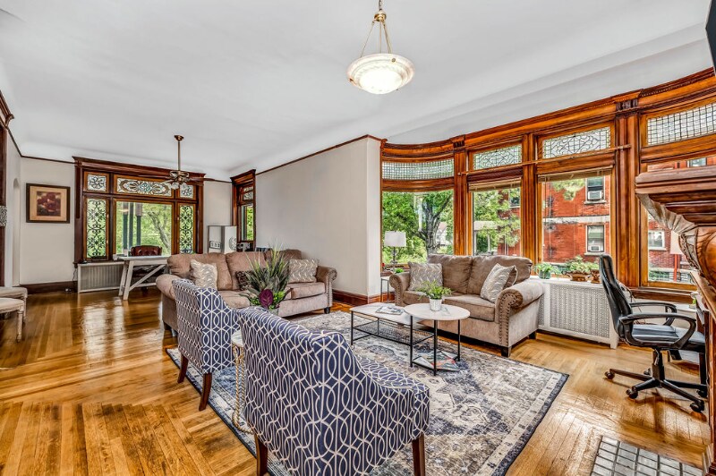 Building Photo - 217 Loraine Ave