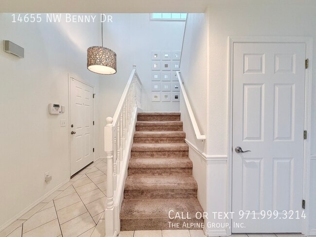 Building Photo - 14655 NW Benny Dr