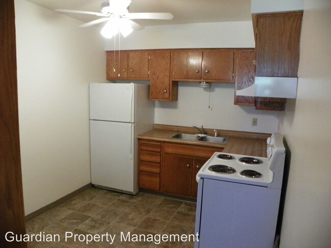 Building Photo - 1144 Dionne St