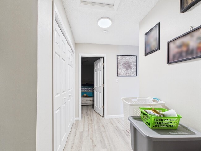 Building Photo - 309 Olympia Ct