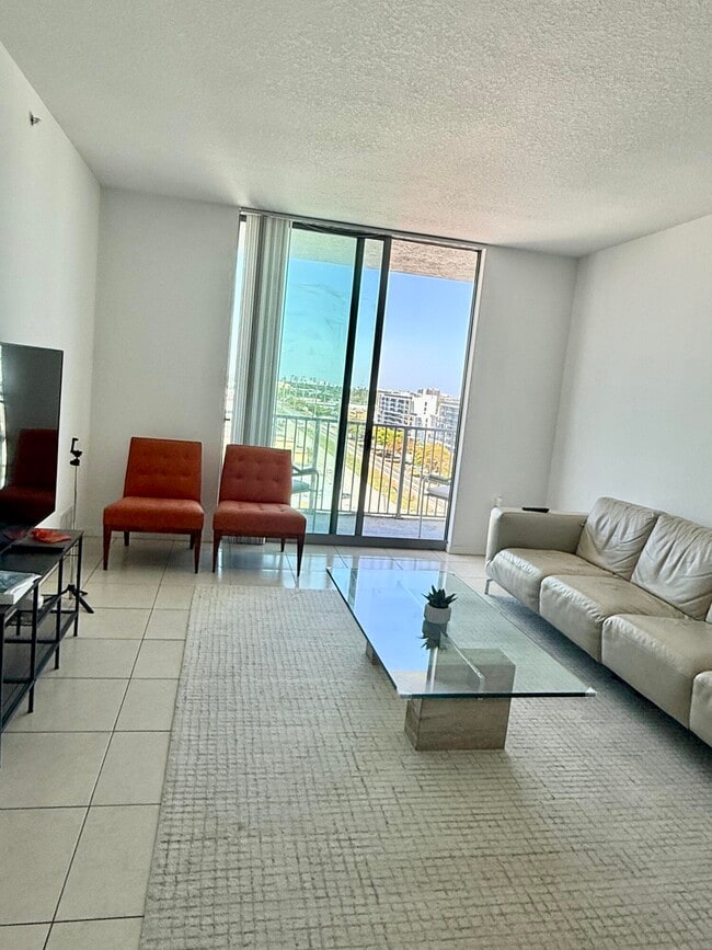 Building Photo - 140 S Dixie Hwy