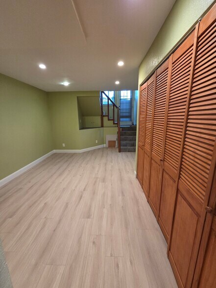 Living room looking toward the back. - 2753 Sulphur Dr