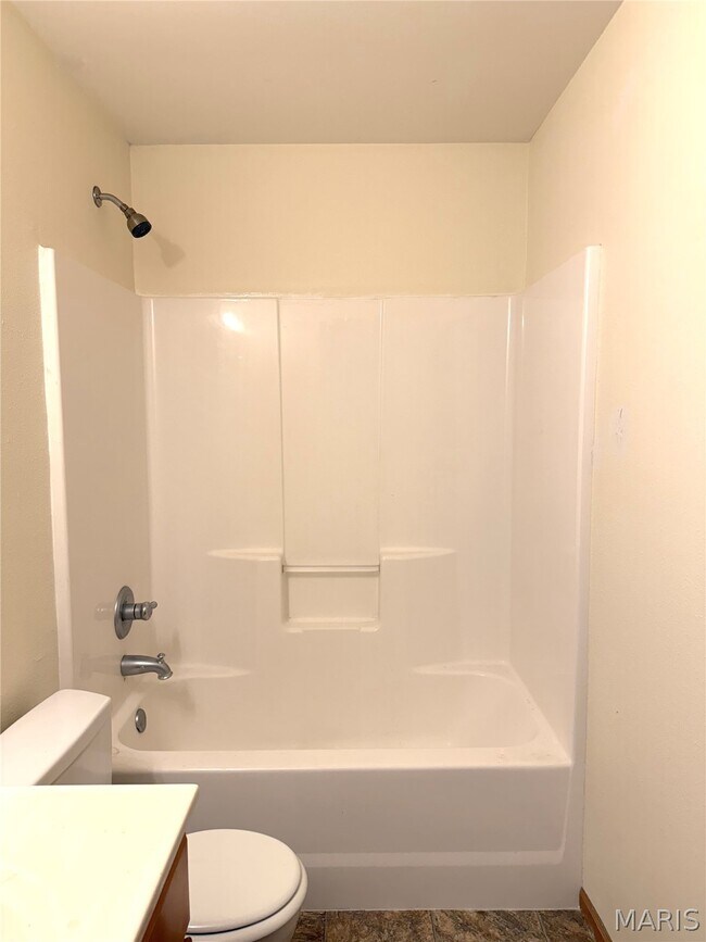 Building Photo - 1963 Nathan Ave